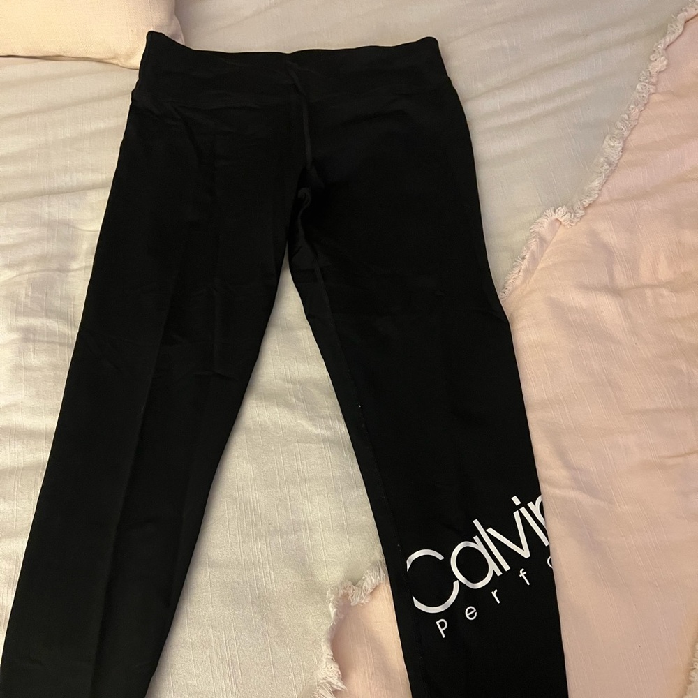 Calvin Klein athletic leggings size M. Worn once